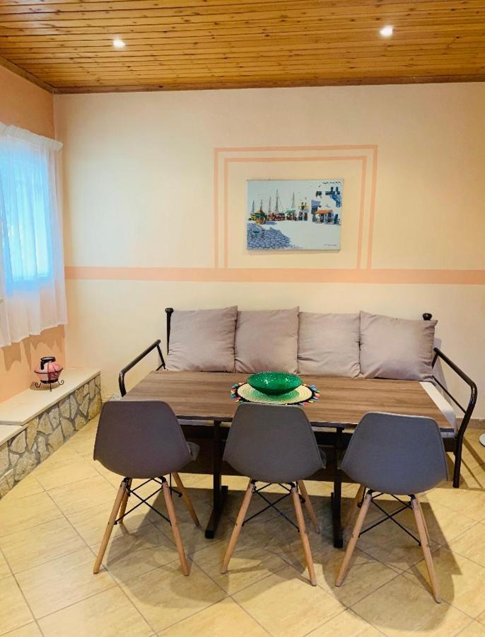 Helen S House Βίλα Komílion Εξωτερικό φωτογραφία